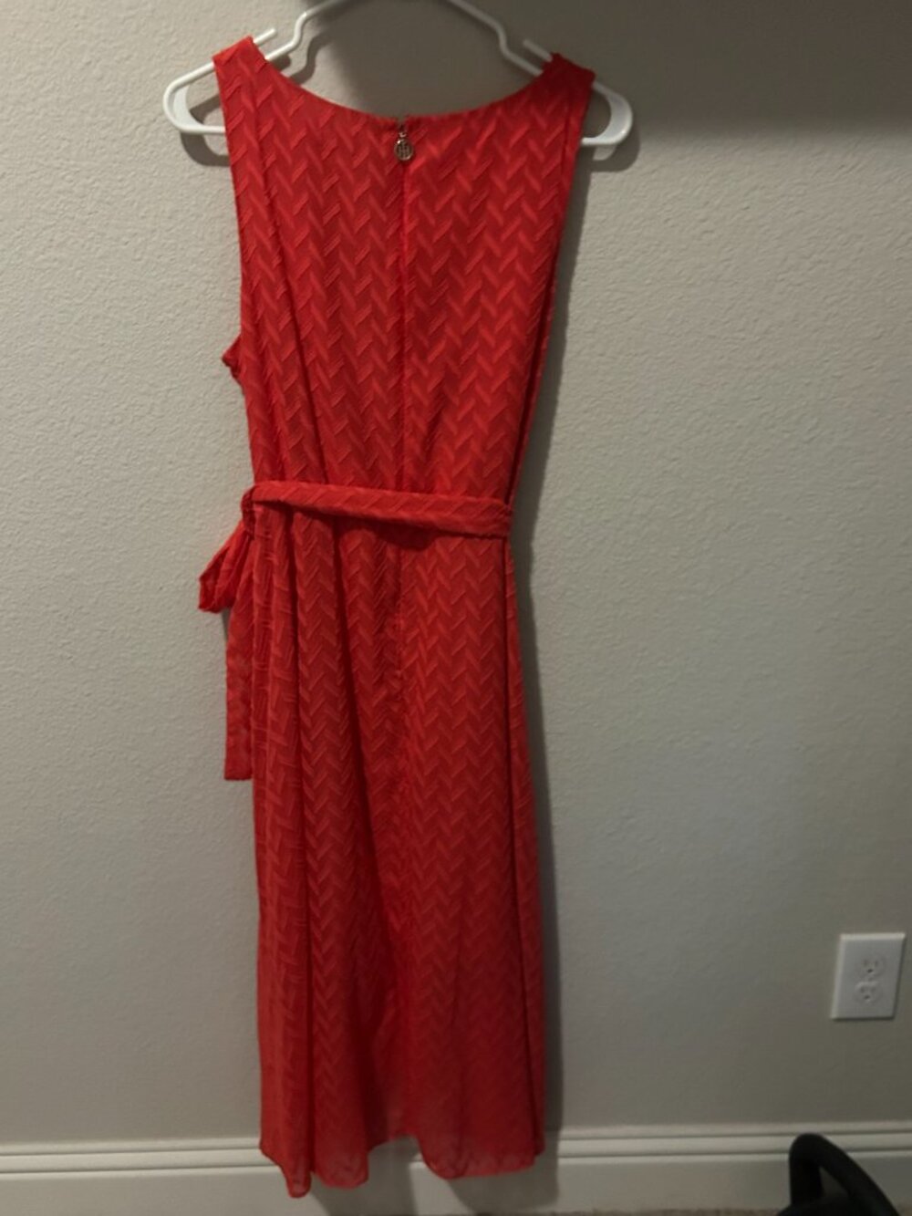 Tommy Hilfiger Coral Red Chevron Textured Wrap High Low Dress – Women's 14W - Picture 2 of 3